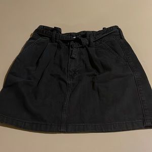 HOLLISTER JEAN SKIRT